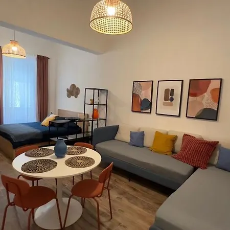 Etna Charme Апартаменты Катания