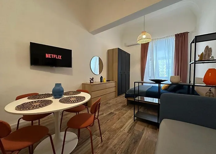 Апартаменты Etna Charme Катания